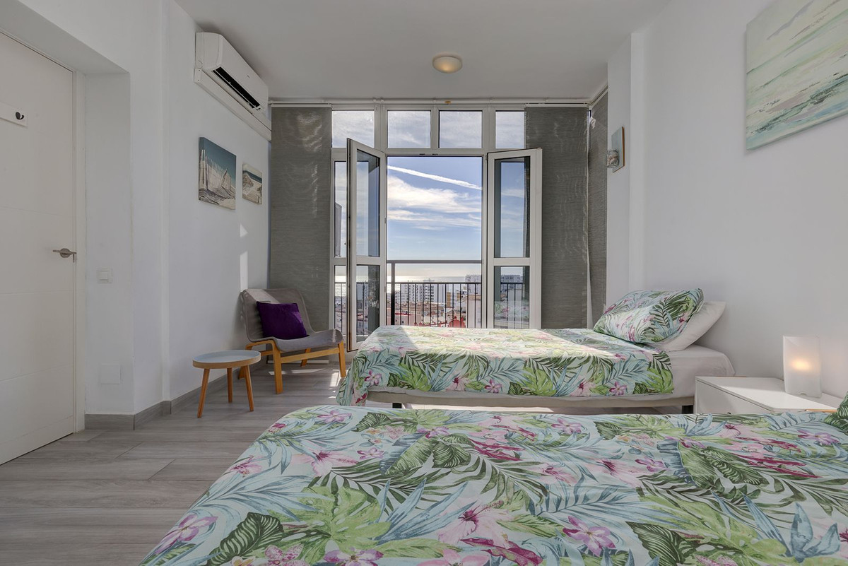 Te koop Bovenwoning Costa Del Sol Benalmadena Costa € 295.000,-