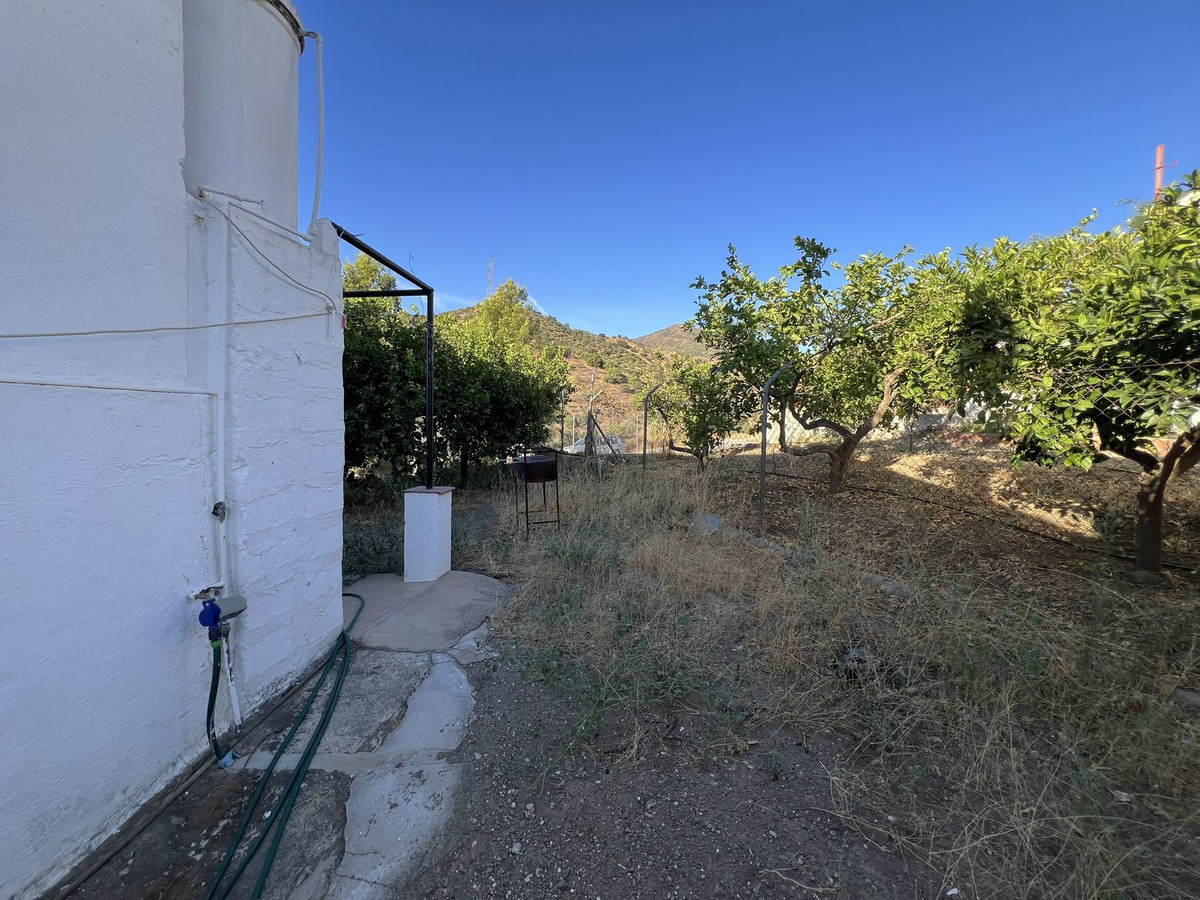 Te koop Half vrijstaand huis Costa Del Sol Alora € 272.500,-