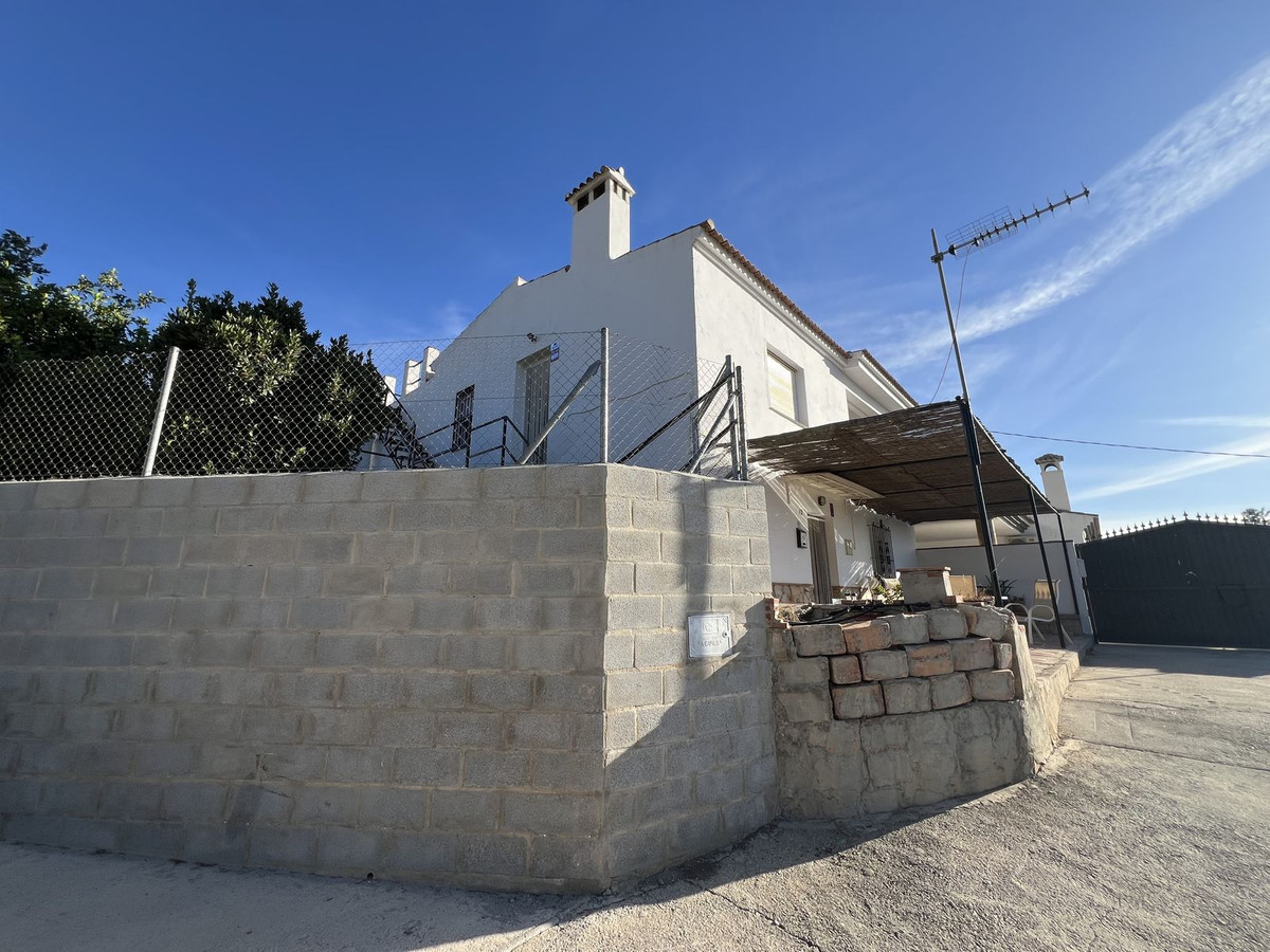 Te koop Half vrijstaand huis Costa Del Sol Alora € 272.500,-