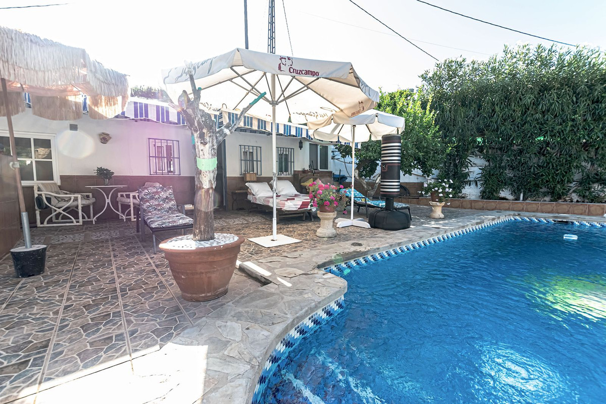 Te koop Finca - Cortijo Costa Del Sol Monda € 347.000,-