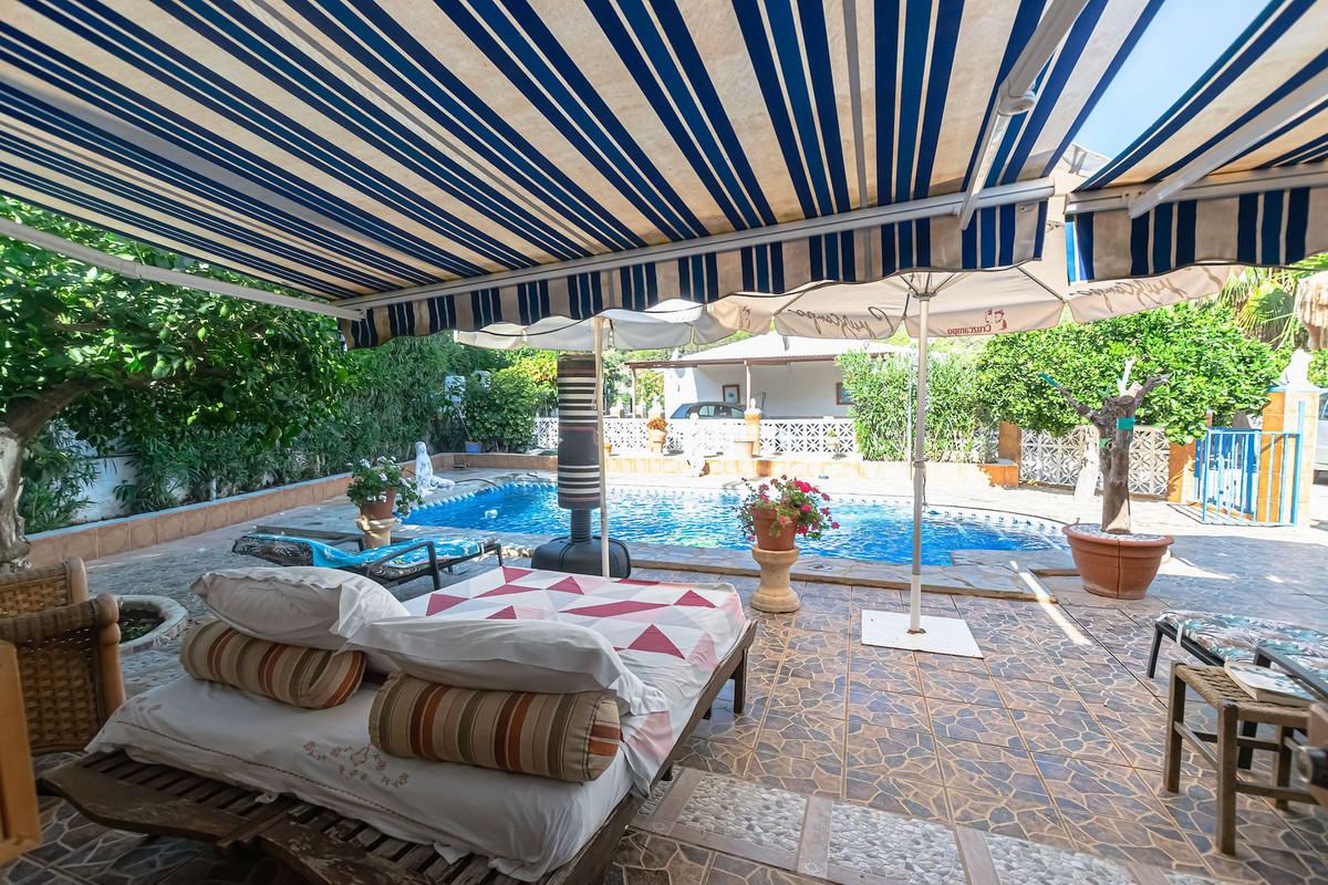 Te koop Finca - Cortijo Costa Del Sol Monda € 347.000,-