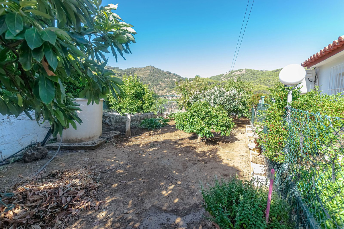 Te koop Finca - Cortijo Costa Del Sol Monda € 347.000,-