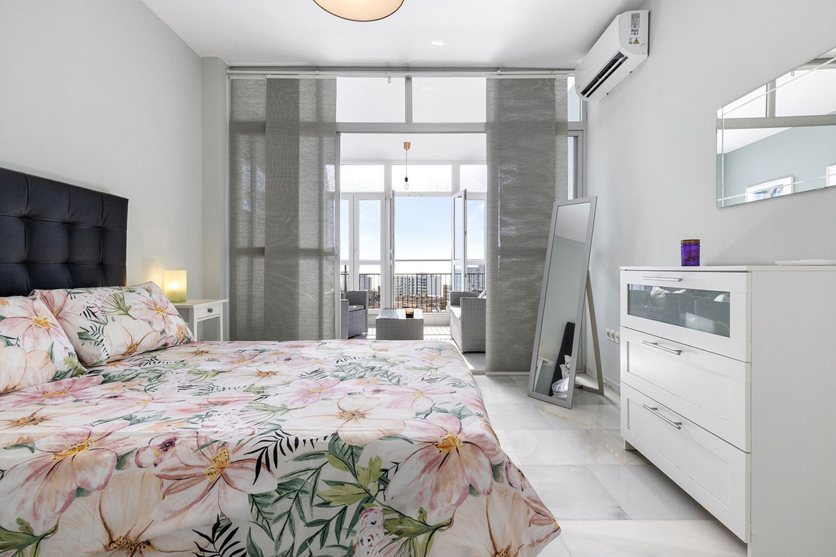 Te koop Bovenwoning Costa Del Sol Benalmadena Costa € 285.000,-