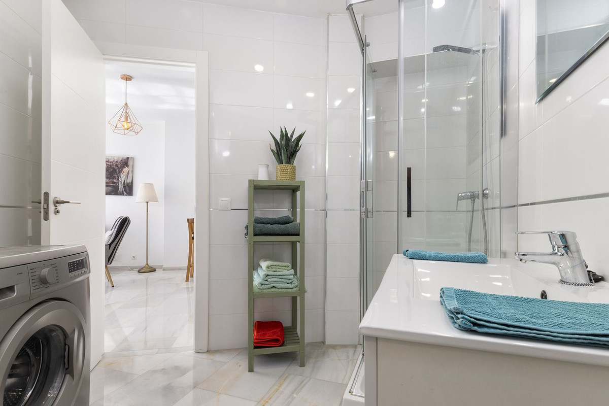 Te koop Bovenwoning Costa Del Sol Benalmadena Costa € 285.000,-