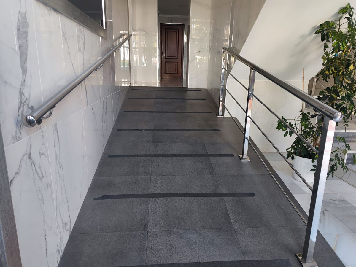 Te koop Middle Floor Apartment Costa Del Sol San Pedro De Alcántara € 287.000,-