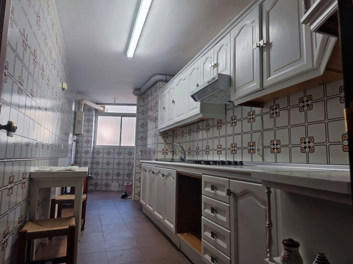 Te koop Middle Floor Apartment Costa Del Sol San Pedro De Alcántara € 287.000,-