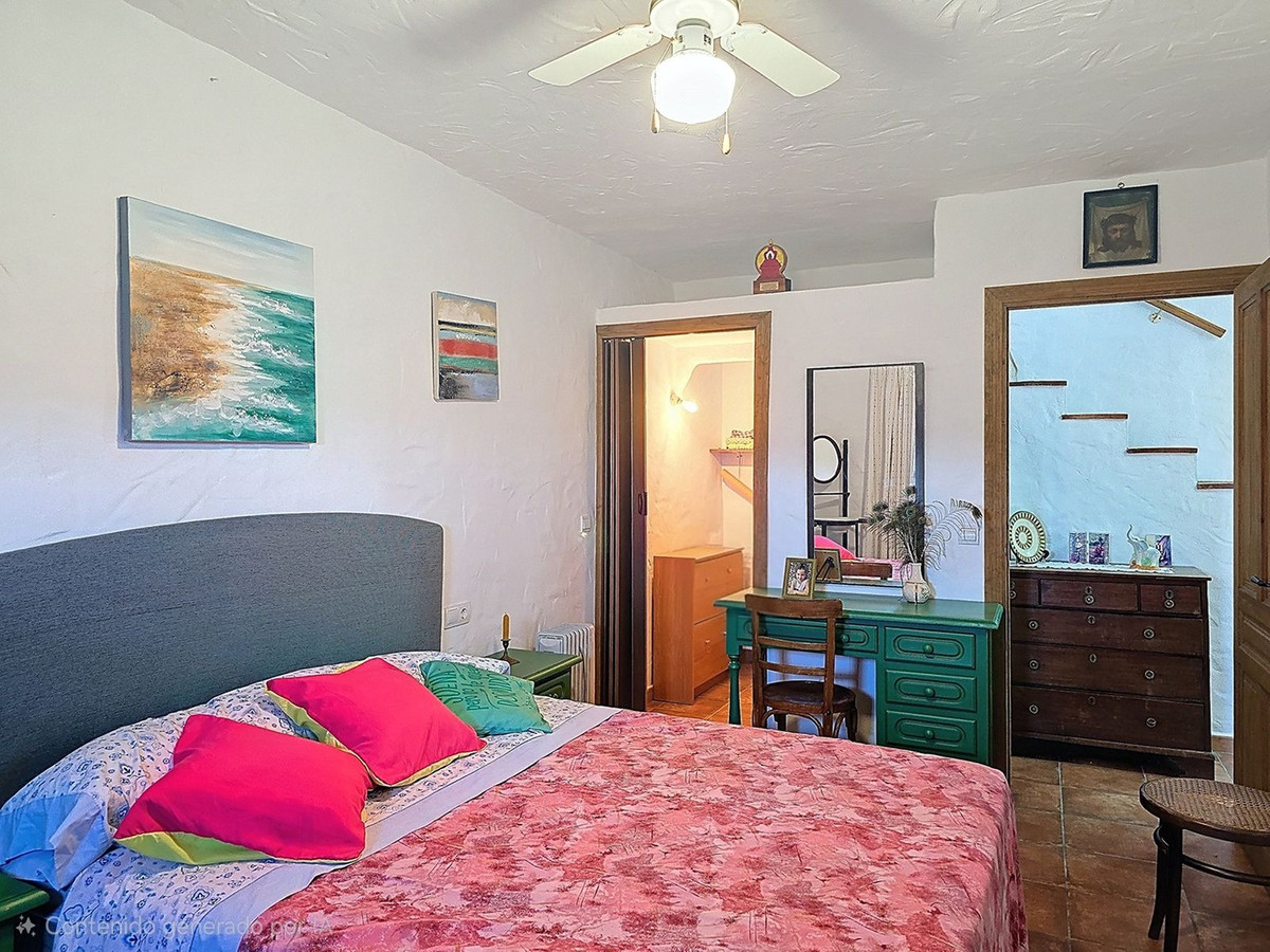 Te koop Finca - Cortijo Costa Del Sol Frigiliana € 350.000,-