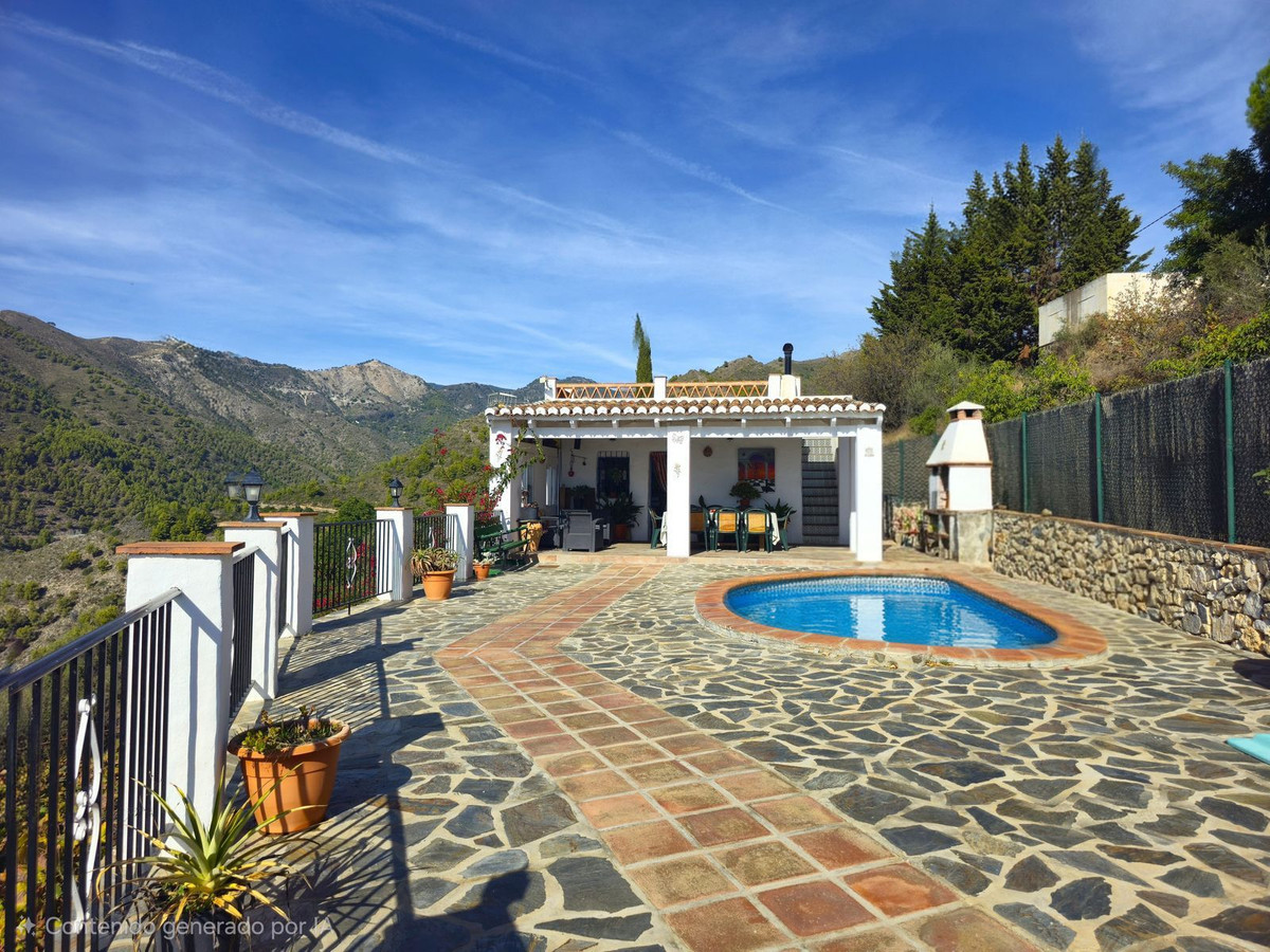Te koop Finca - Cortijo Costa Del Sol Frigiliana € 350.000,-