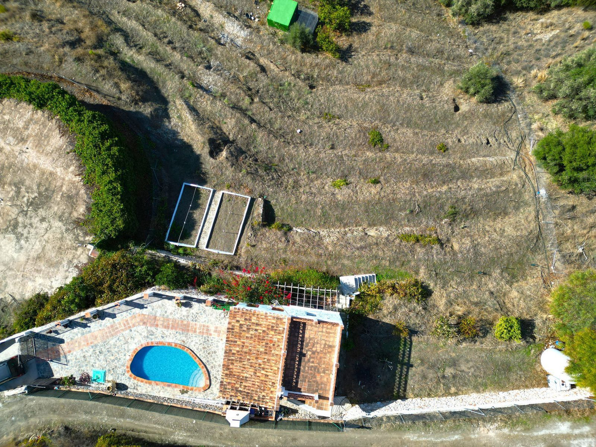 Te koop Finca - Cortijo Costa Del Sol Frigiliana € 350.000,-