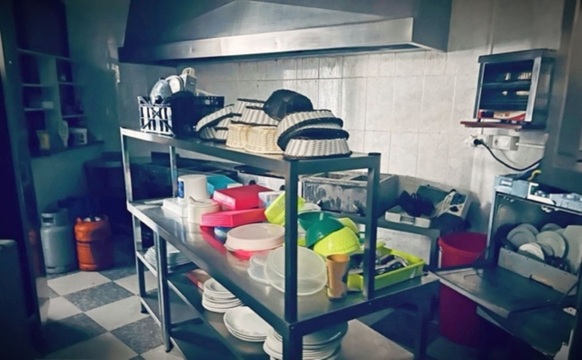 Te koop Café Costa Del Sol Fuente De Piedra € 210.000,-