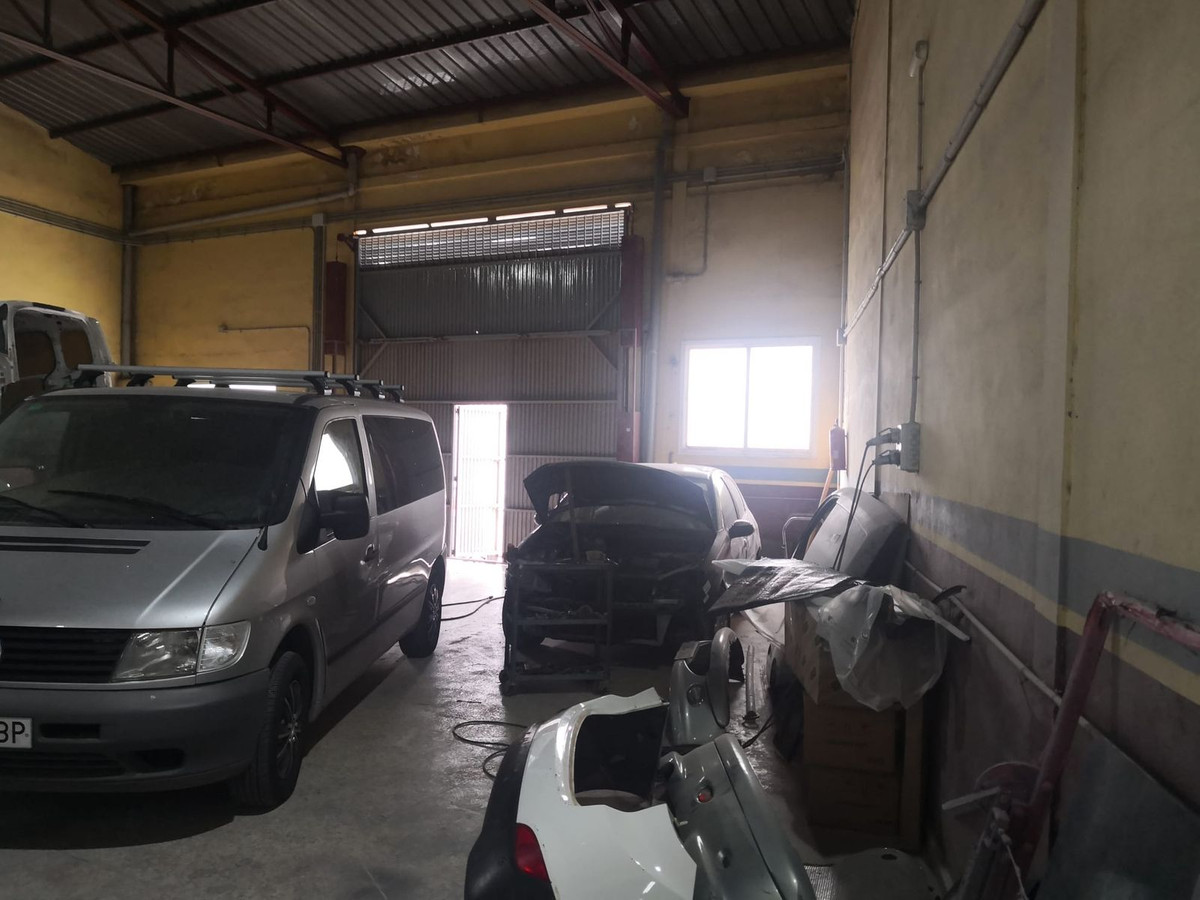Te koop Magazijn Costa Del Sol Alhaurín El Grande € 375.000,-