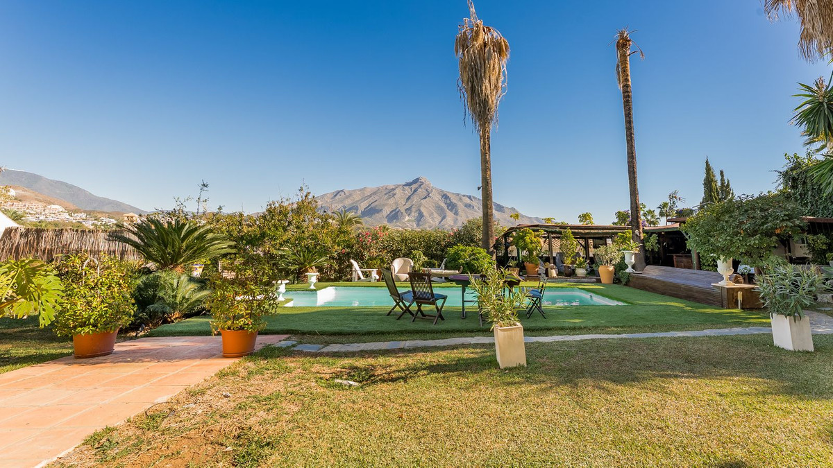 Te koop Vrijstaande Villa Costa Del Sol Las Brisas € 2.850.000,-