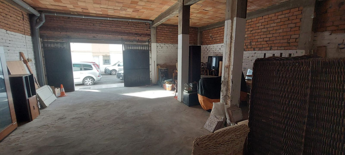 Te koop Bedrijfspanden Costa Del Sol Estepona € 207.000,-