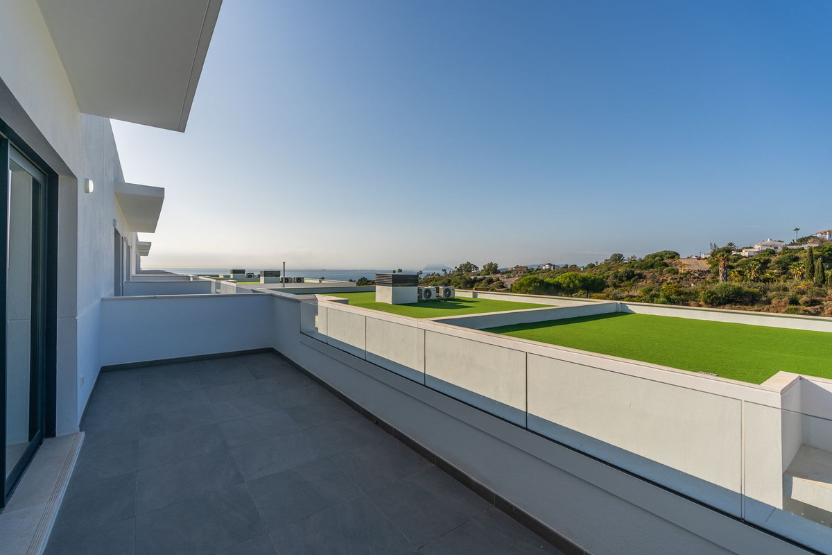 Te koop Herenhuis Costa Del Sol Manilva € 399.000,-