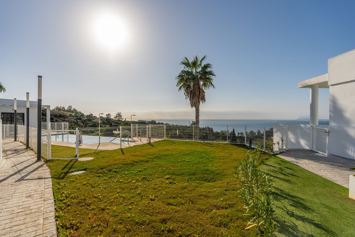 Te koop Herenhuis Costa Del Sol Manilva € 399.000,-