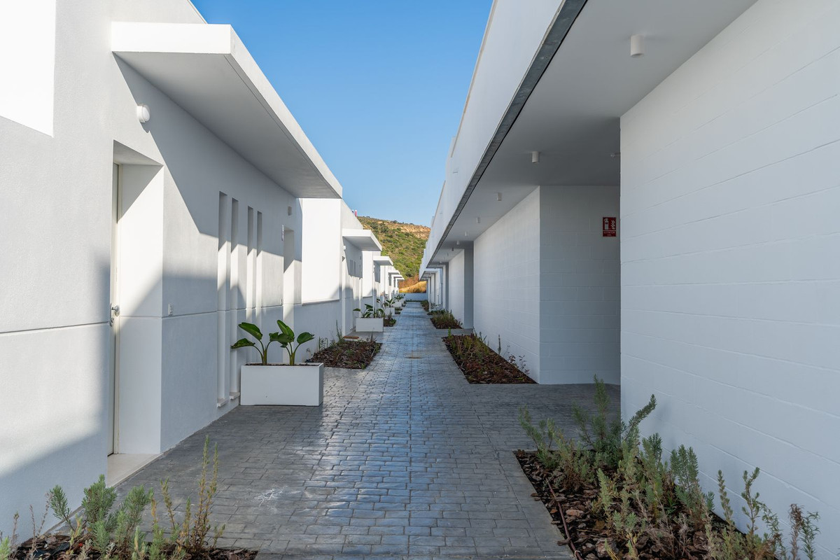 Te koop Herenhuis Costa Del Sol Manilva € 399.000,-