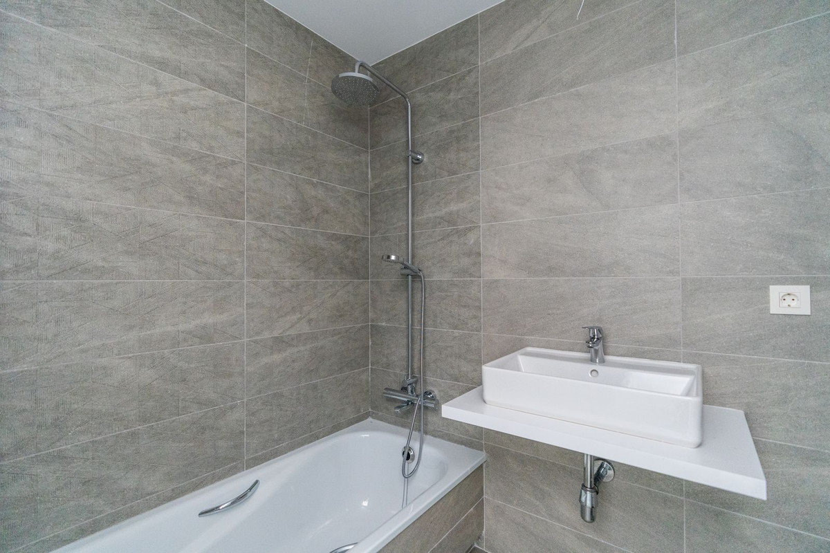 Te koop Herenhuis Costa Del Sol Manilva € 399.000,-