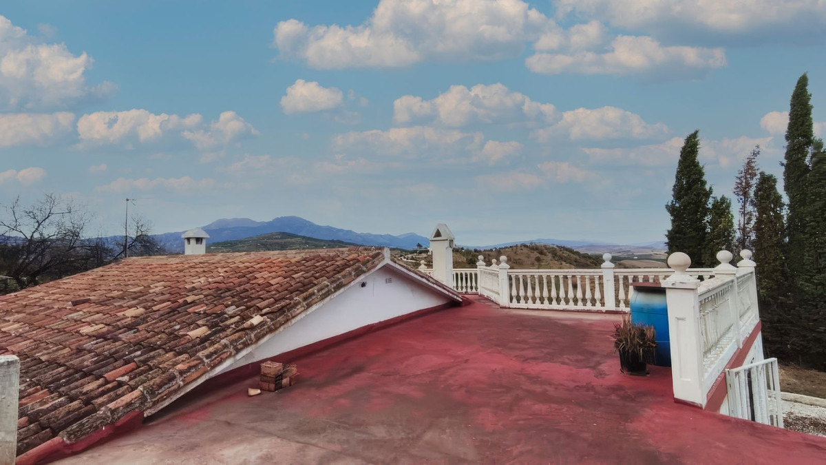 Te koop Finca - Cortijo Costa Del Sol Guaro € 330.000,-