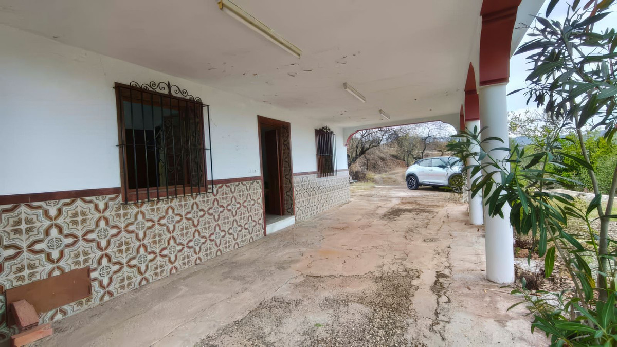 Te koop Finca - Cortijo Costa Del Sol Guaro € 330.000,-