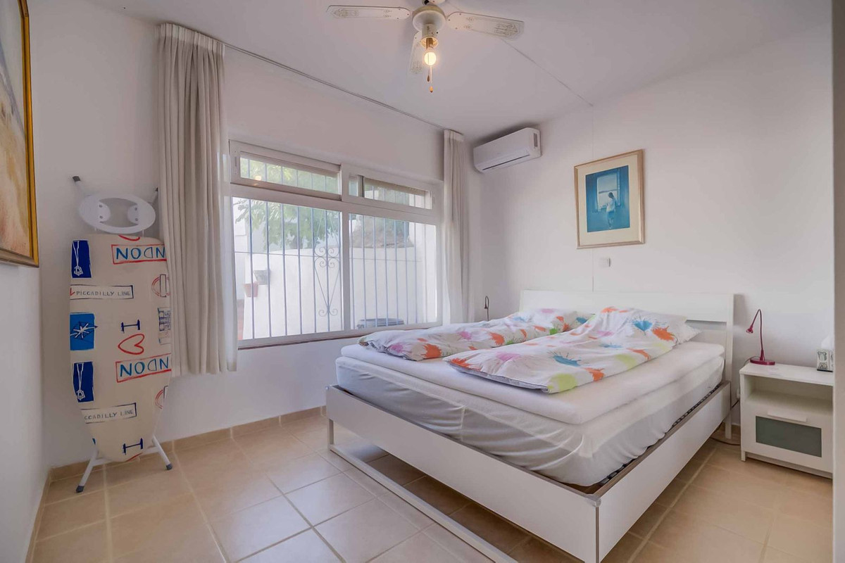 Te koop Vrijstaande Villa Costa Del Sol Sierrezuela € 899.000,-