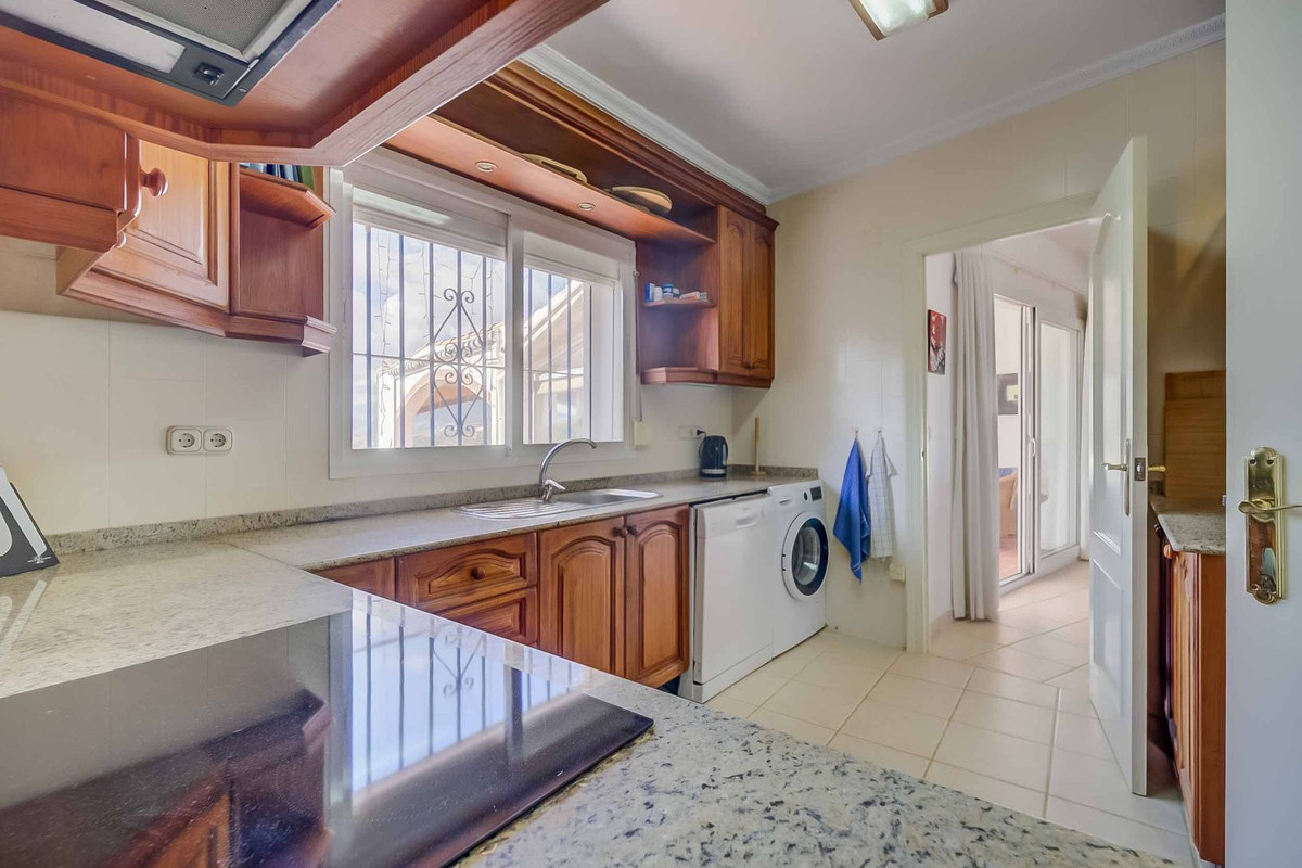 Te koop Vrijstaande Villa Costa Del Sol Sierrezuela € 899.000,-