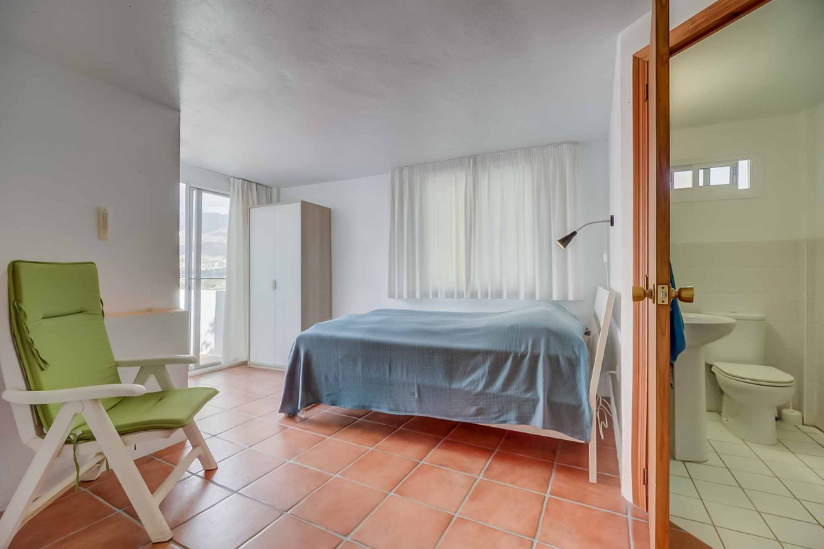 Te koop Vrijstaande Villa Costa Del Sol Sierrezuela € 899.000,-