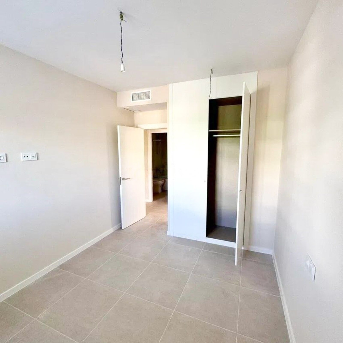 Te koop Middle Floor Apartment Costa Del Sol Bel Air € 499.000,-