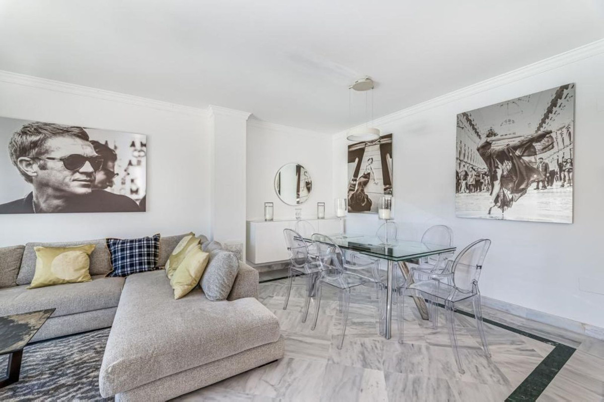 Te koop Middle Floor Apartment Costa Del Sol Nueva Andalucía € 450.000,-