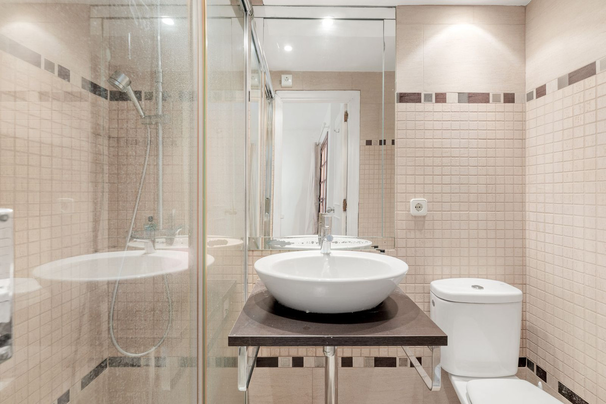 Te koop Herenhuis Costa Del Sol Estepona € 450.000,-