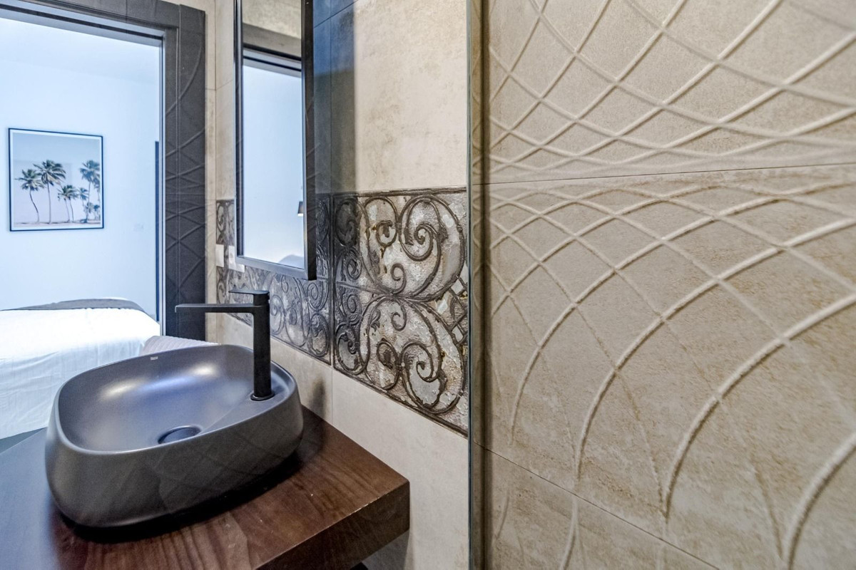 Te koop Herenhuis Costa Del Sol Estepona € 1.500.000,-