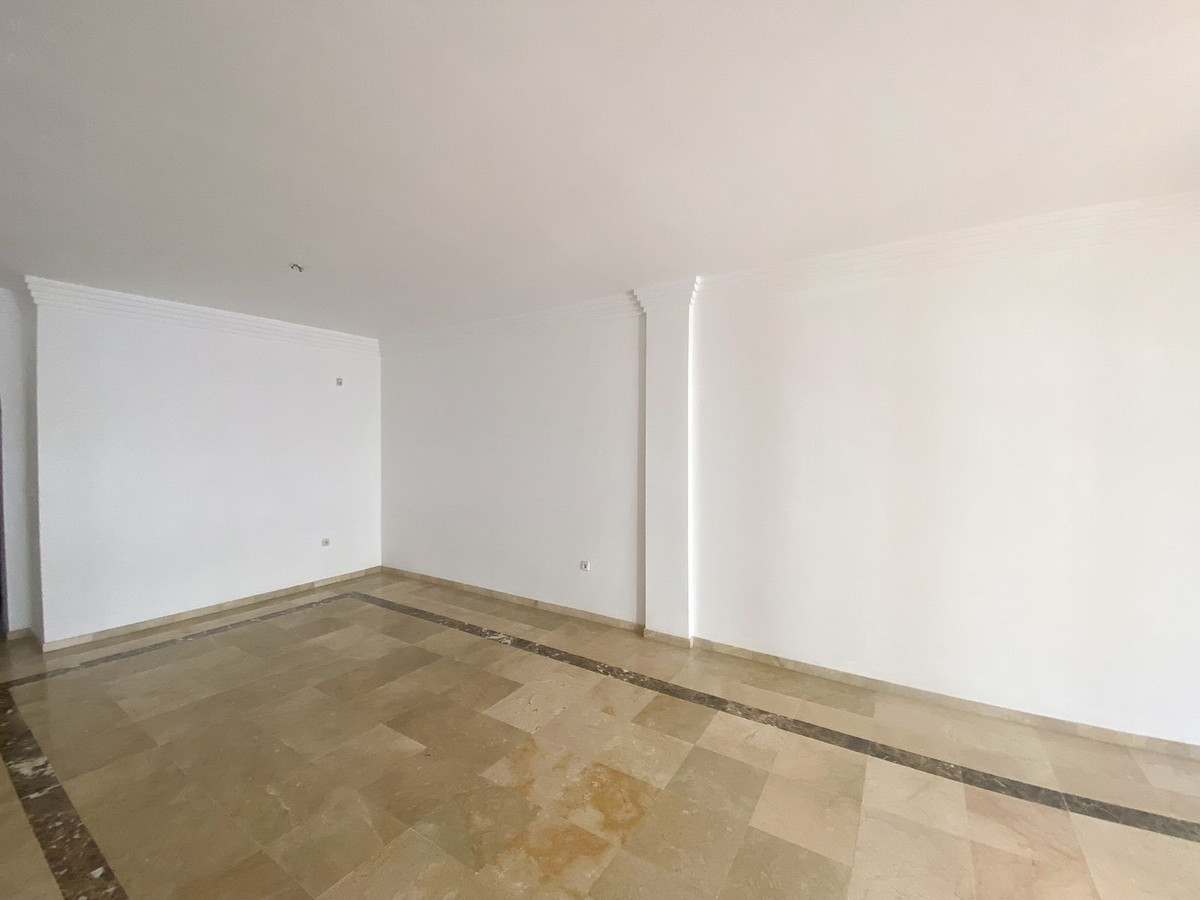 Te koop Middle Floor Apartment Costa Del Sol Marbella € 456.000,-