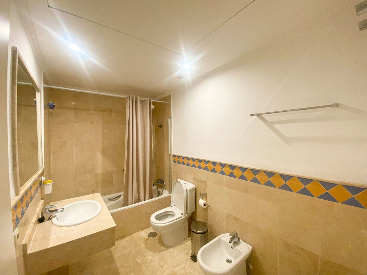 Te koop Middle Floor Apartment Costa Del Sol Marbella € 456.000,-