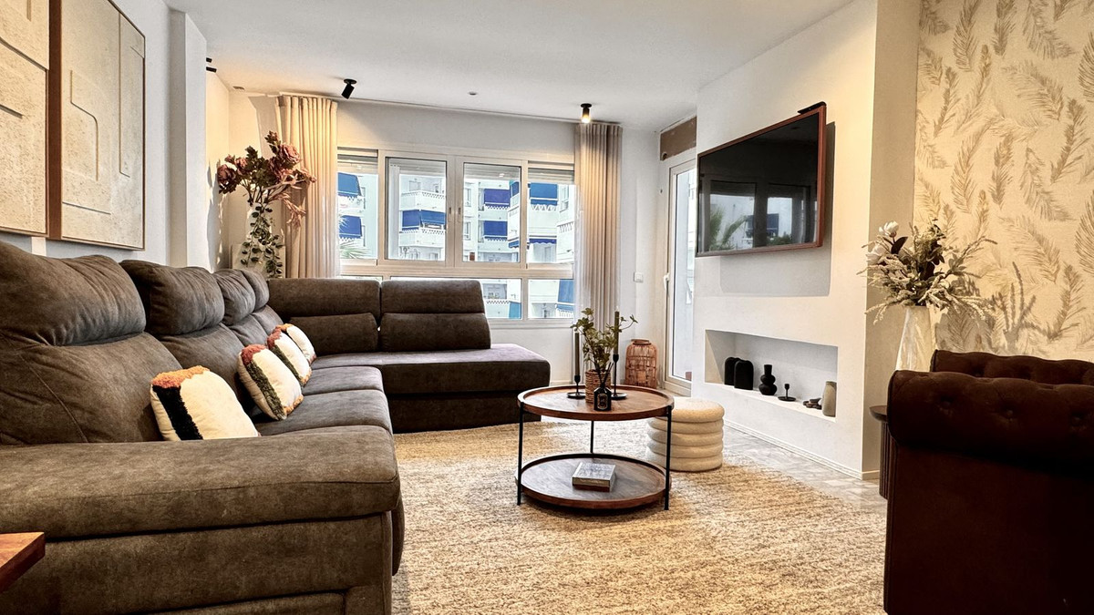 Te koop Middle Floor Apartment Costa Del Sol Nueva Andalucía € 470.000,-