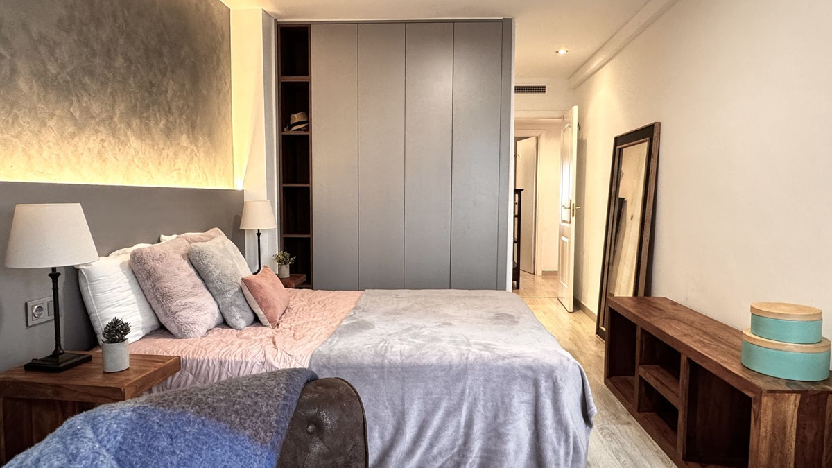 Te koop Middle Floor Apartment Costa Del Sol Nueva Andalucía € 470.000,-