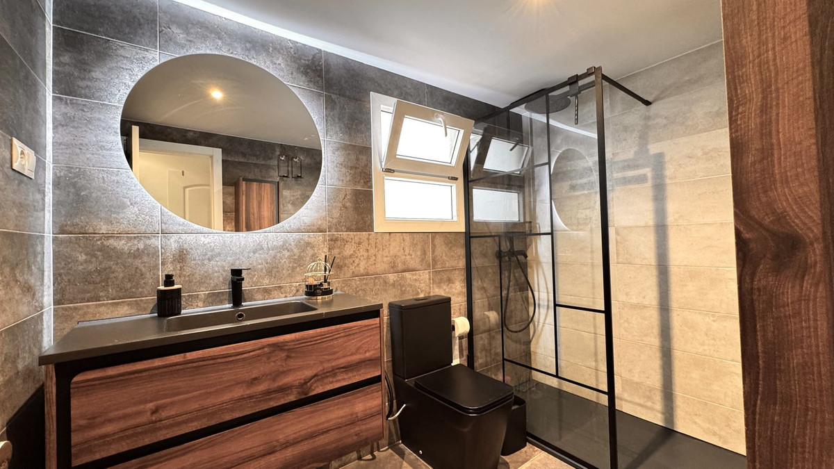 Te koop Middle Floor Apartment Costa Del Sol Nueva Andalucía € 470.000,-