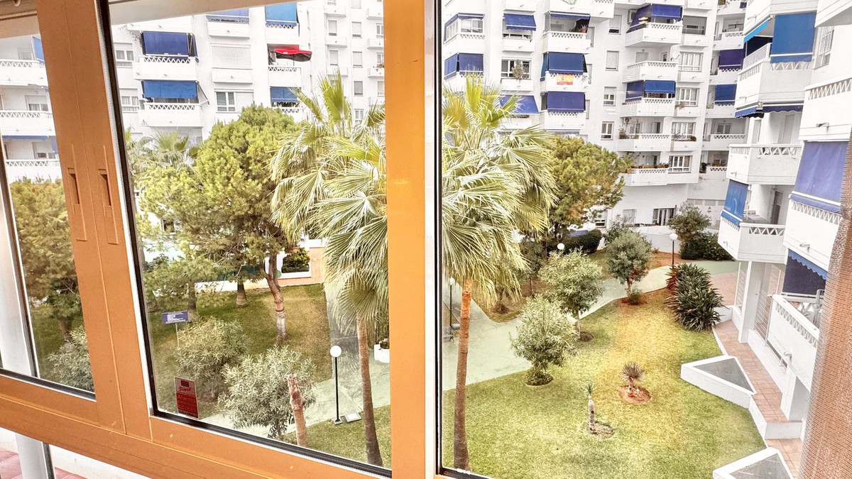 Te koop Middle Floor Apartment Costa Del Sol Nueva Andalucía € 470.000,-