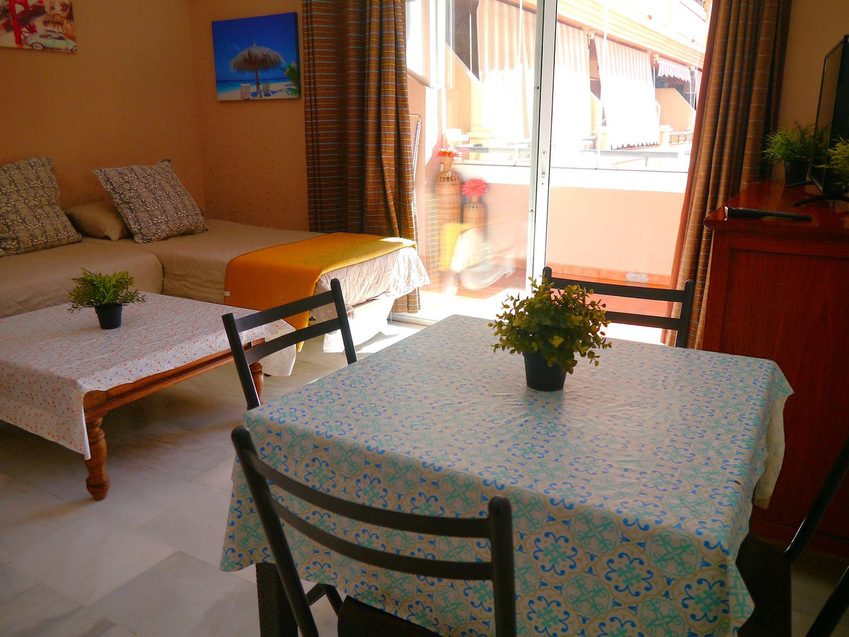 Te koop Middle Floor Apartment Costa Del Sol Fuengirola € 265.000,-