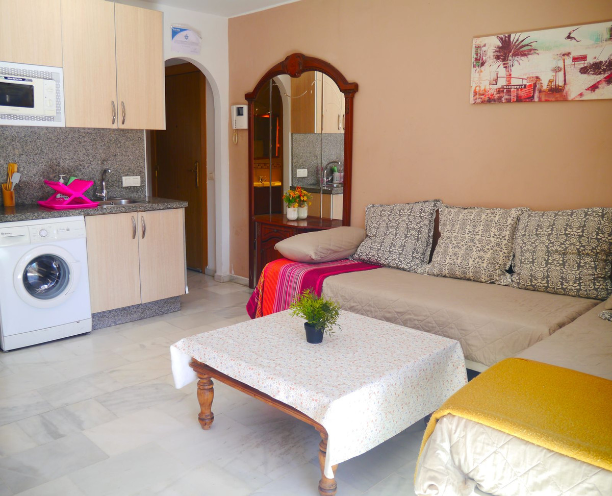 Te koop Middle Floor Apartment Costa Del Sol Fuengirola € 265.000,-