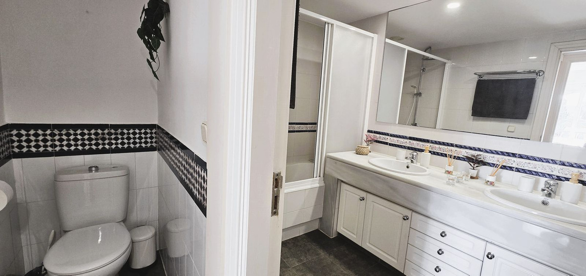 Te koop Middle Floor Apartment Costa Del Sol Mijas Golf € 315.000,-