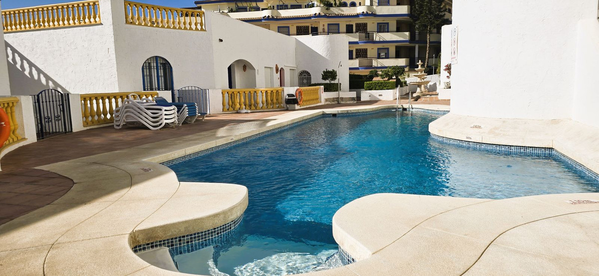 Te koop Middle Floor Apartment Costa Del Sol Mijas Golf € 315.000,-