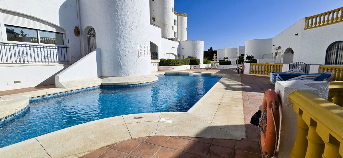 Te koop Middle Floor Apartment Costa Del Sol Mijas Golf € 315.000,-