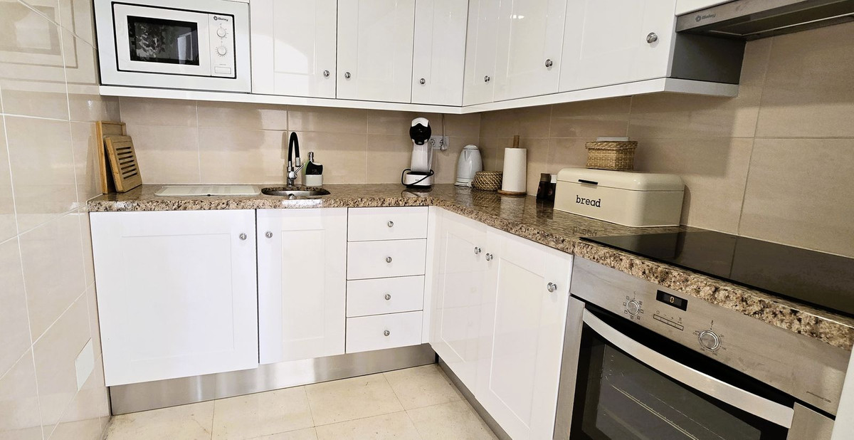 Te koop Middle Floor Apartment Costa Del Sol Mijas Golf € 315.000,-