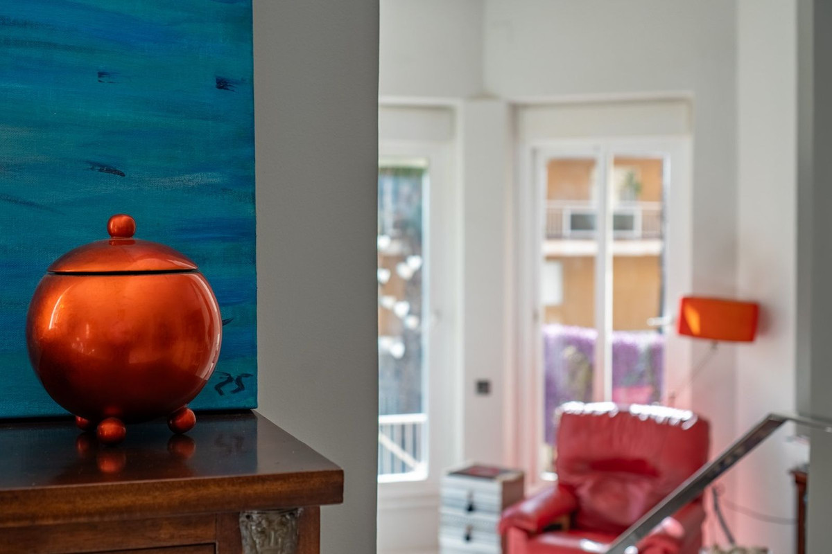 Te koop Middle Floor Apartment Costa Del Sol Málaga Este € 1.195.000,-