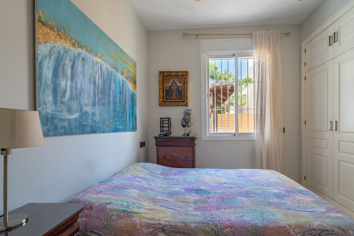 Te koop Middle Floor Apartment Costa Del Sol Málaga Este € 1.195.000,-