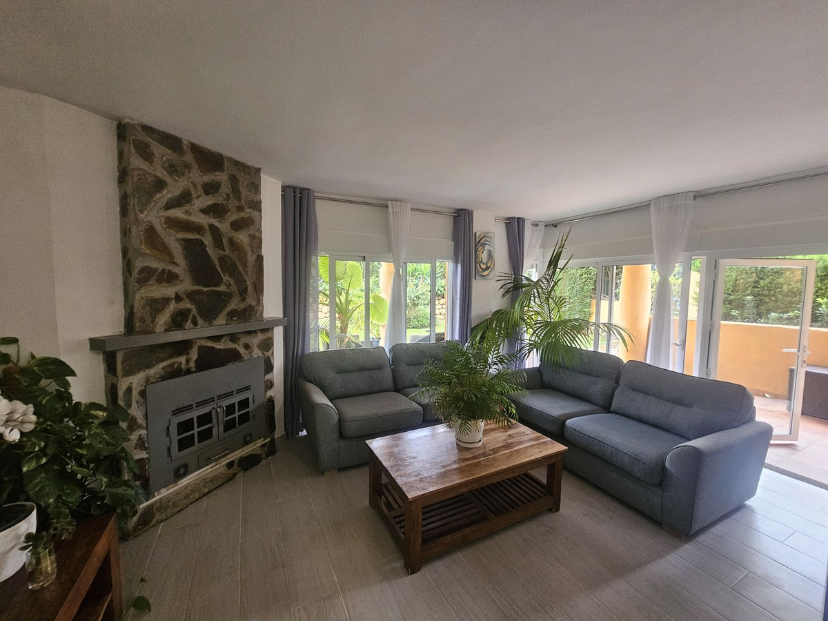 Te koop Gelijkvloers appartement Costa Del Sol Calahonda € 419.500,-