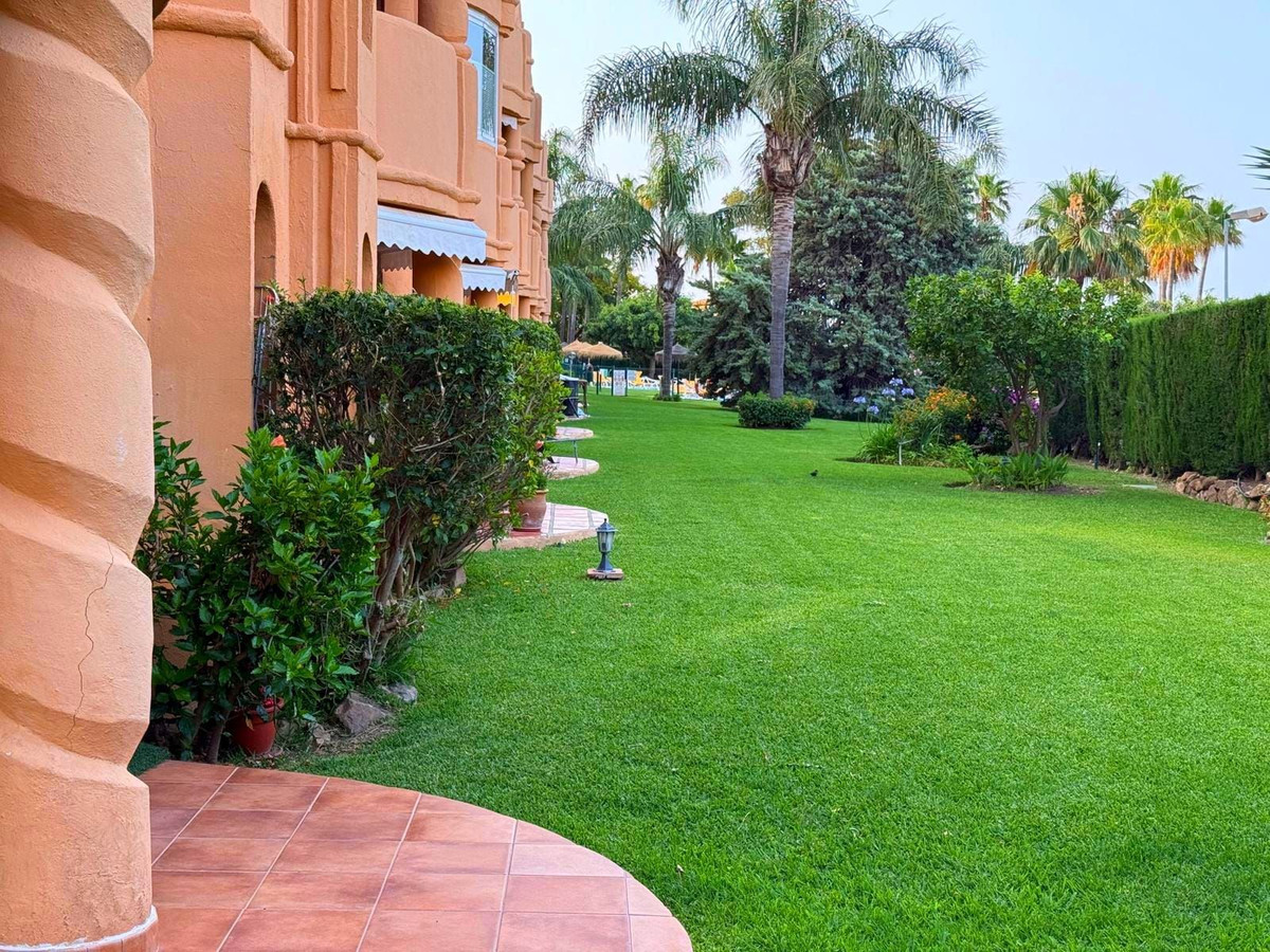 Te koop Gelijkvloers appartement Costa Del Sol Calahonda € 419.500,-