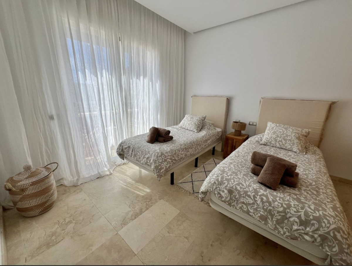 Te koop Middle Floor Apartment Costa Del Sol La Cala Golf € 395.000,-