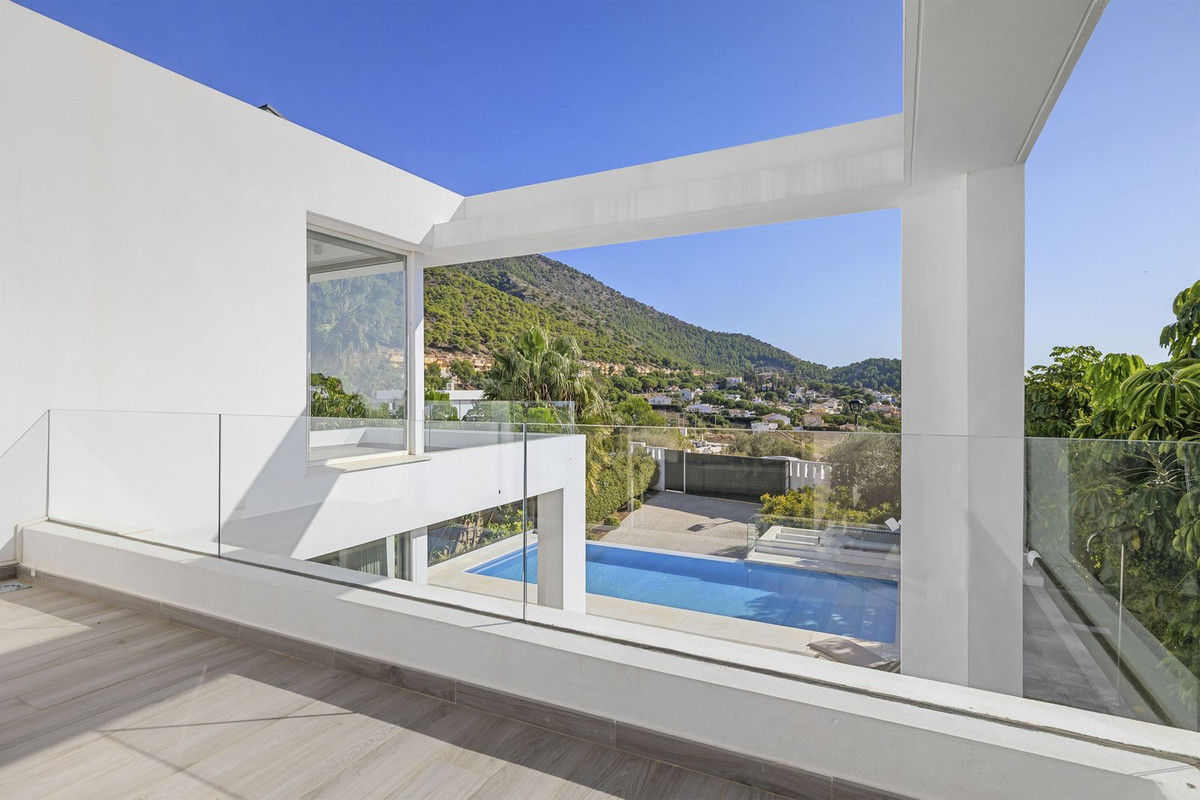 Te koop Vrijstaande Villa Costa Del Sol Mijas € 1.400.000,-