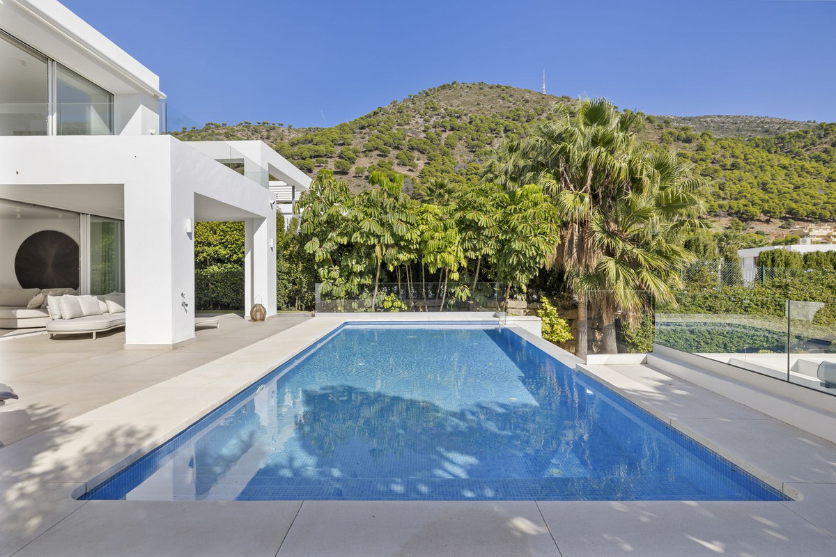 Te koop Vrijstaande Villa Costa Del Sol Mijas € 1.400.000,-