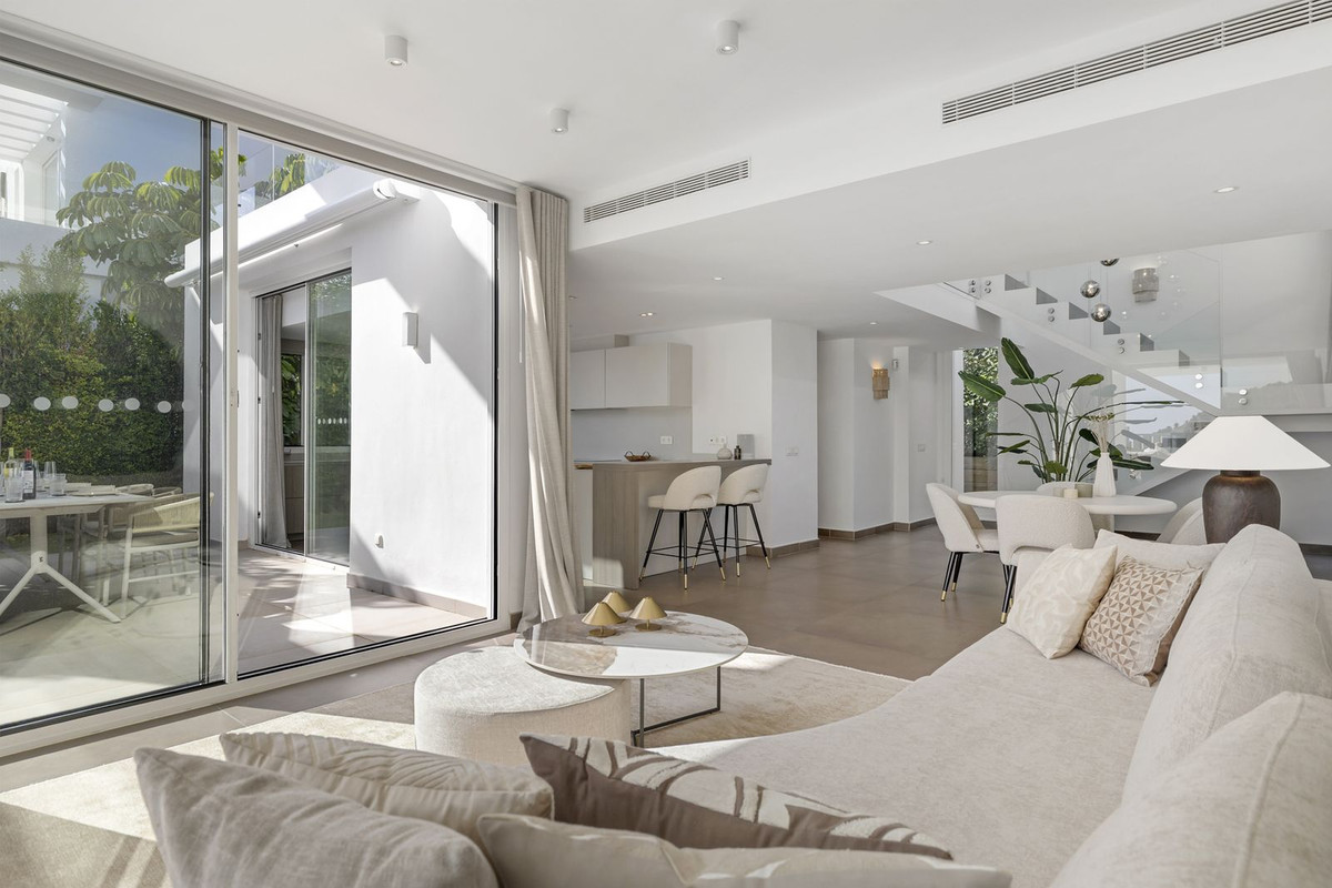 Te koop Vrijstaande Villa Costa Del Sol Mijas € 1.400.000,-